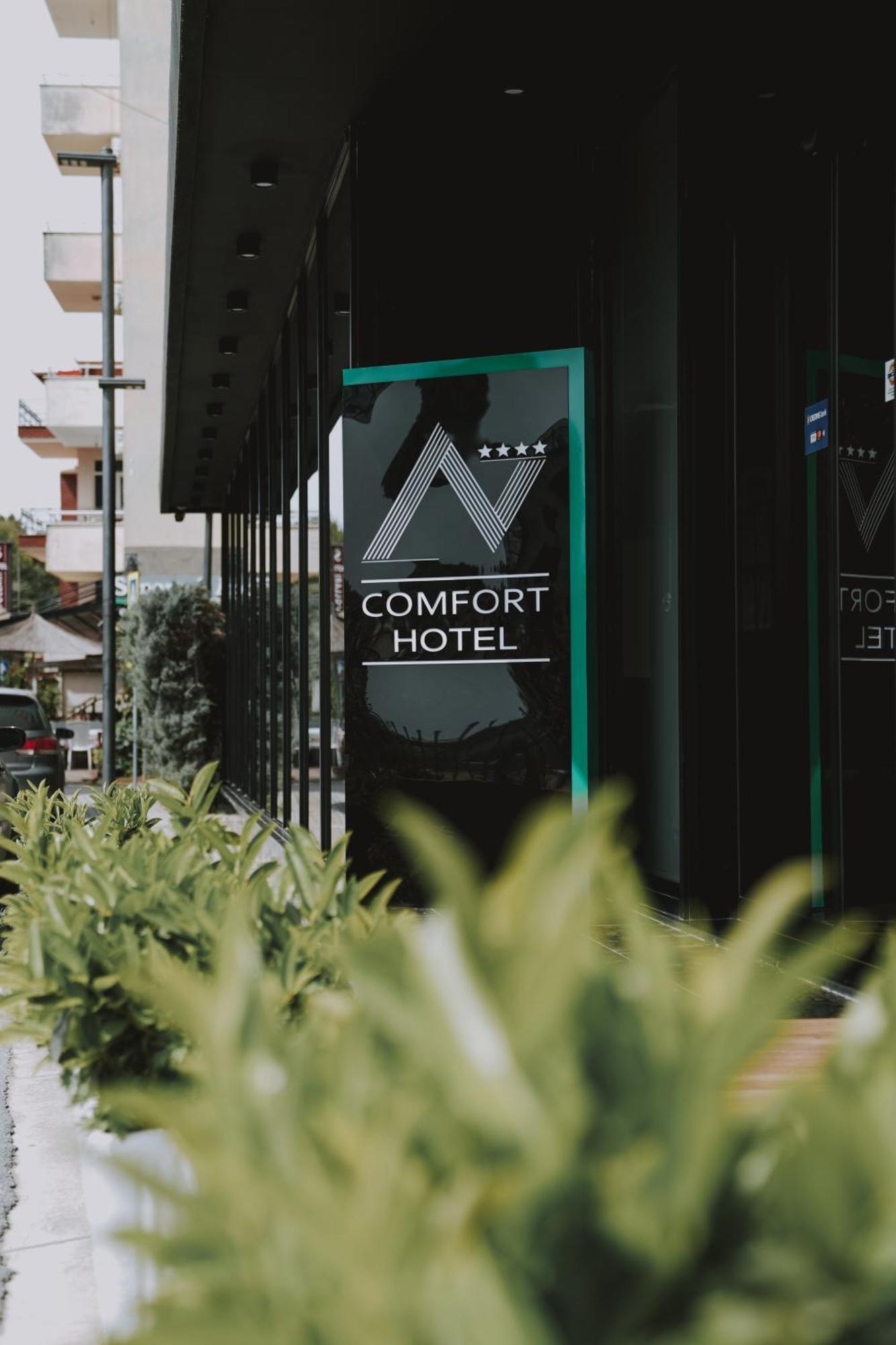 Alvin Comfort Hotel Kryemëdhej Extérieur photo